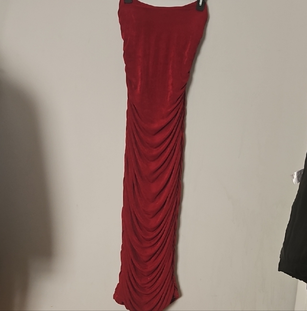 Elegant Red Ruched Skirt